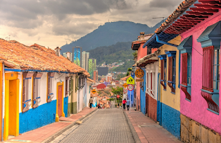 We’ve teamed up with @Cryptonomads_gm to organize a walking tour right before @EFDevcon. Come explore Bogota with us and meet new frens in web3.
Join us 👉 <a style='color: rgb(29,161,242); font-weight:normal; text-decoration: none' href='https://www.cryptonomadsclub.xyz/bogota-walking-tour' target='_blank'>cryptonomadsclub.xyz/bogota-walking…</a> 